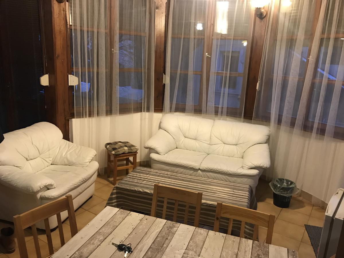 فندق Tulipan Vendeghaz ميسكولك المظهر الخارجي الصورة